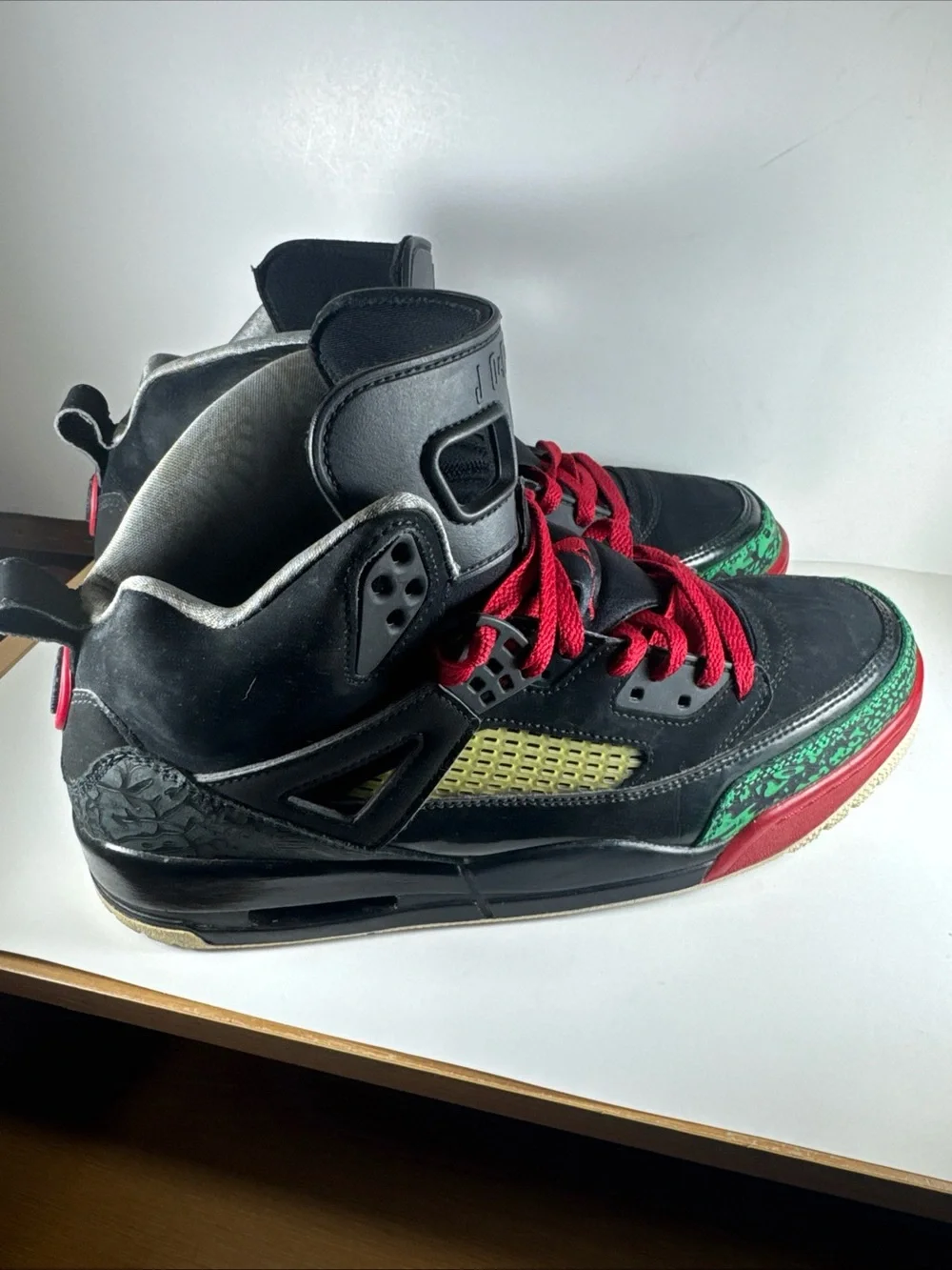 Air Jordan Spizike OG Men’s Size 11 Black Red Green High Top Athletic Sneakers